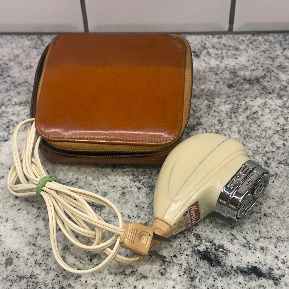 Norelco Mens Speedshaver Cream Vintage‎ Rotary Razor Tan Leather Case MCM Retro